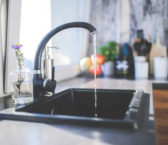 Water is flowing at the best kitchen faucet